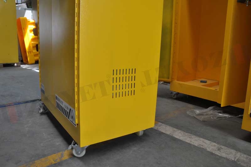 通風口.jpg 通風口.jpg